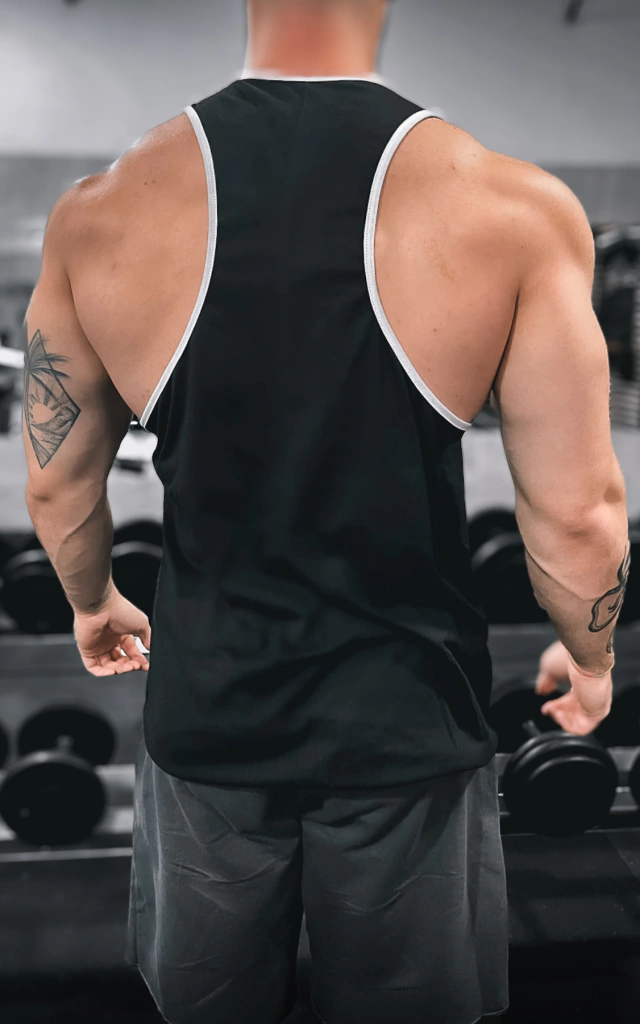 Musculosa Abierta Bordada "+SHARK" Negra (Shark) - Imagen 3